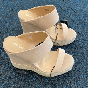 Nude Express Wedges